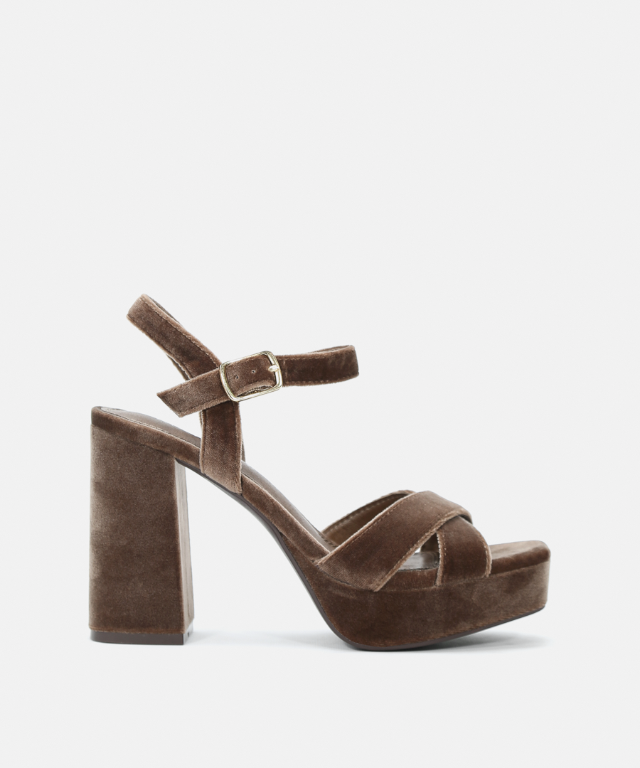 Sandálias plataforma veludo image number null